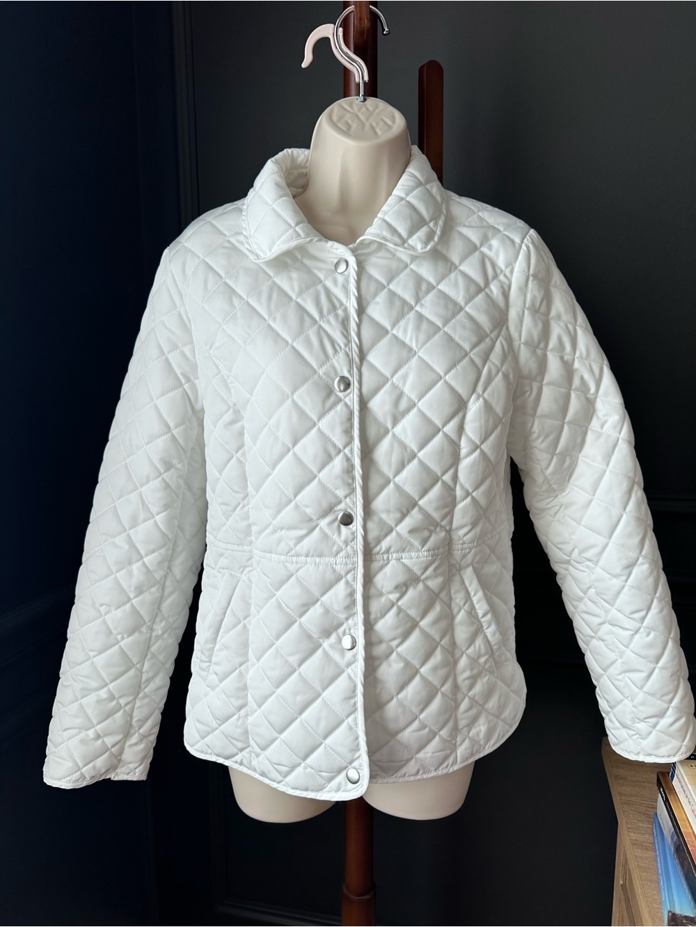 DOKOTOO White Lightweight Quilted Snap-Front Jacket - Women S